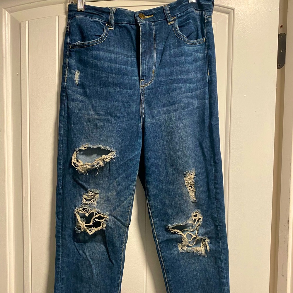 American eagle size 10 curvy super high rise distressed jegging